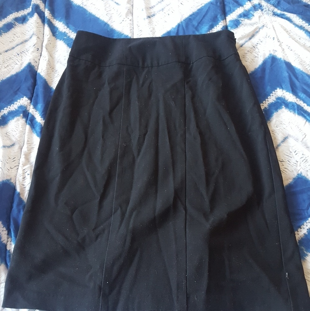 Black skirt